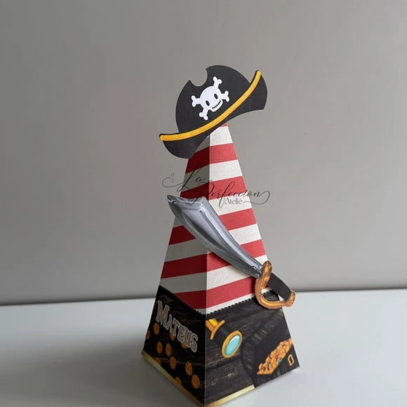 10 Caixas Pirâmide Pirata