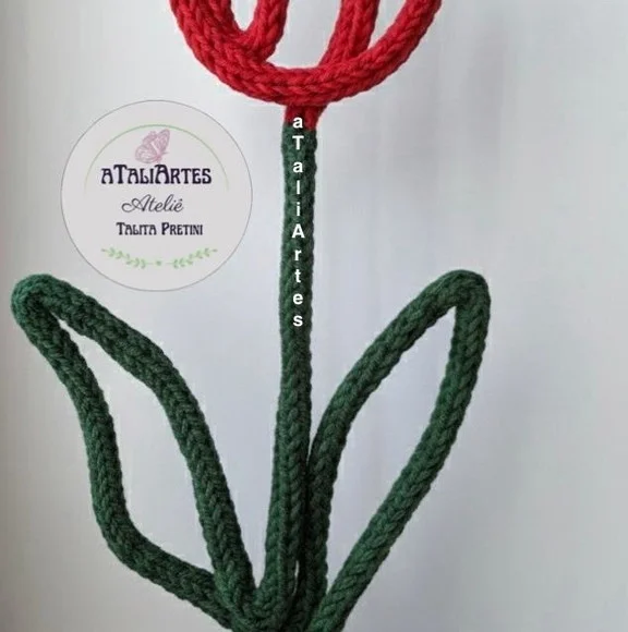Centro de mesa Tulipa personalizada em Tricotin com 10 Unidades