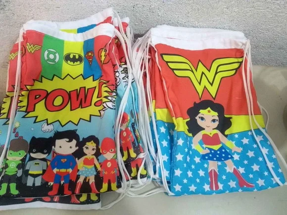 25 Mochila Saco Sacochila Lembrancinha Mulher Maravilha