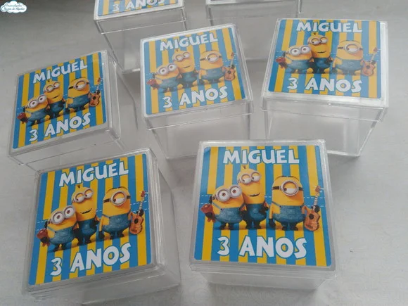 Adesivo p/ Caixinha Minions