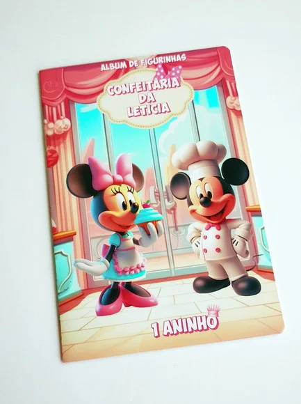 Álbum de Figurinhas com Desenhos Confeitaria da Minnie