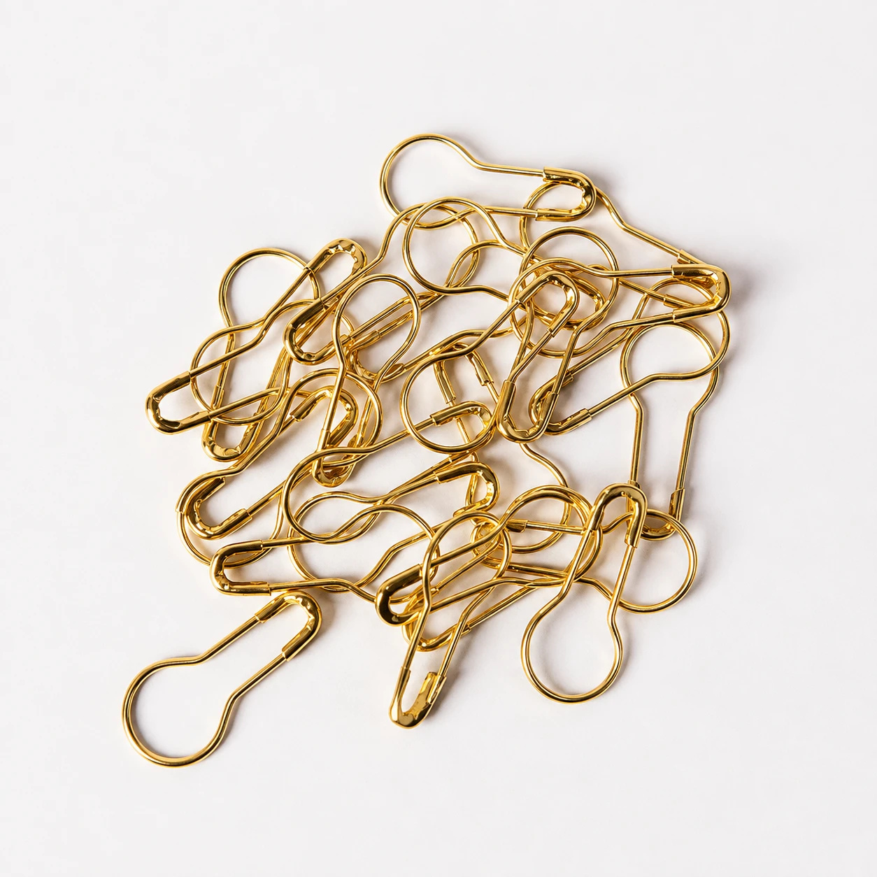 Alfinete de Bulbo ou Lampada Dourado ou prateado  com 100 Unidades