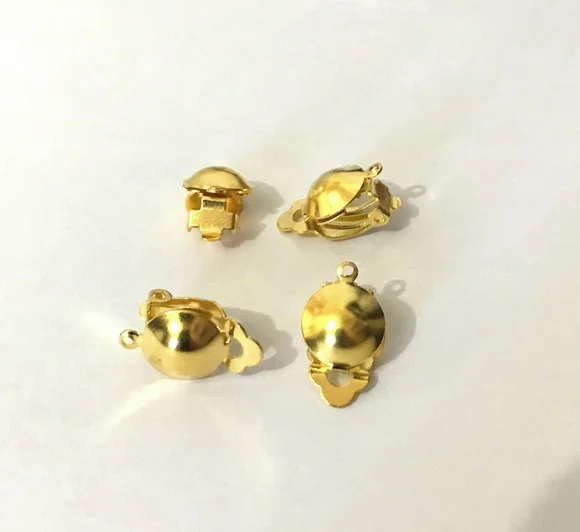 Base Brinco de Pressão 1 Saída Meia Bola Dourado