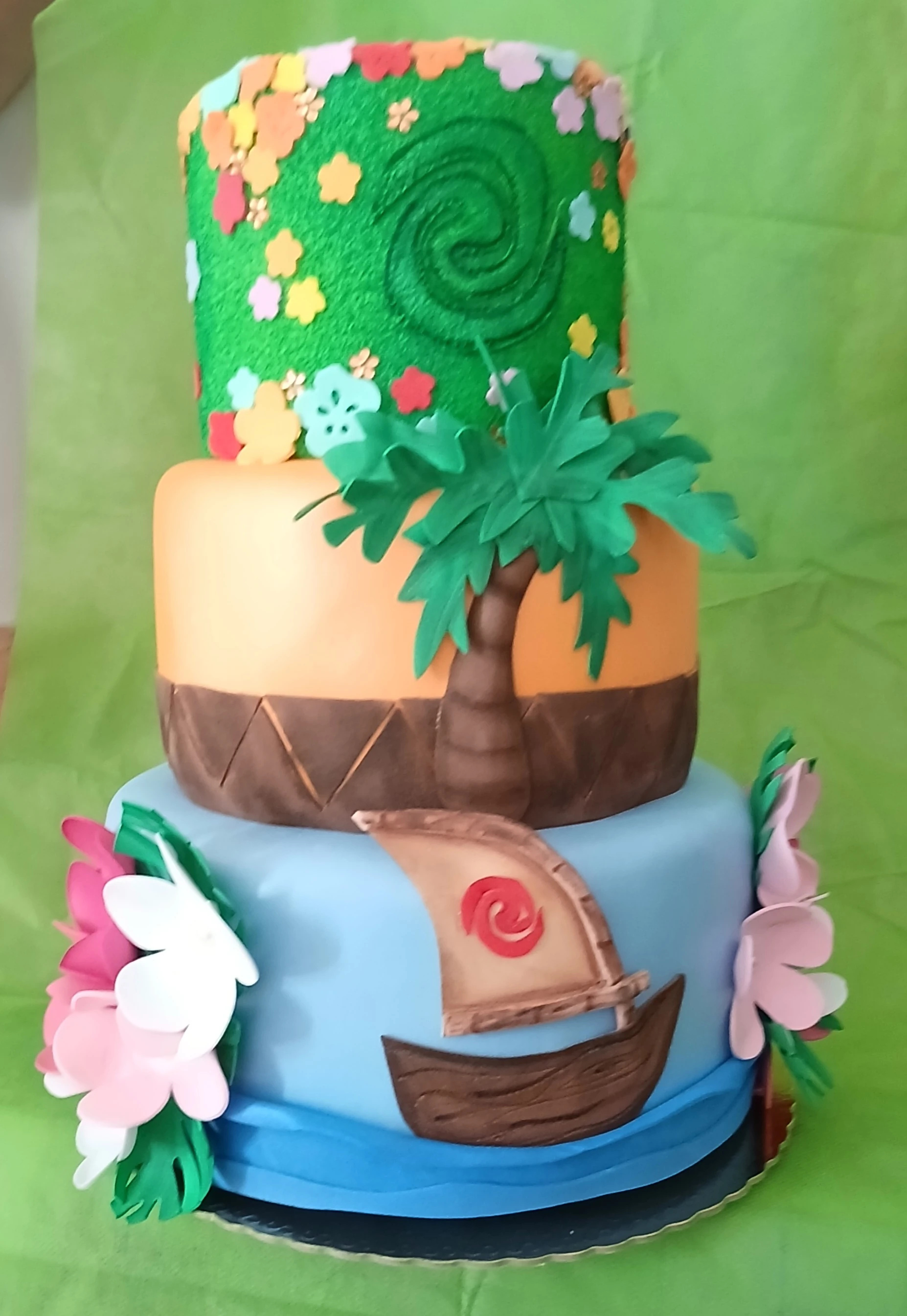 Bolo fake Moana