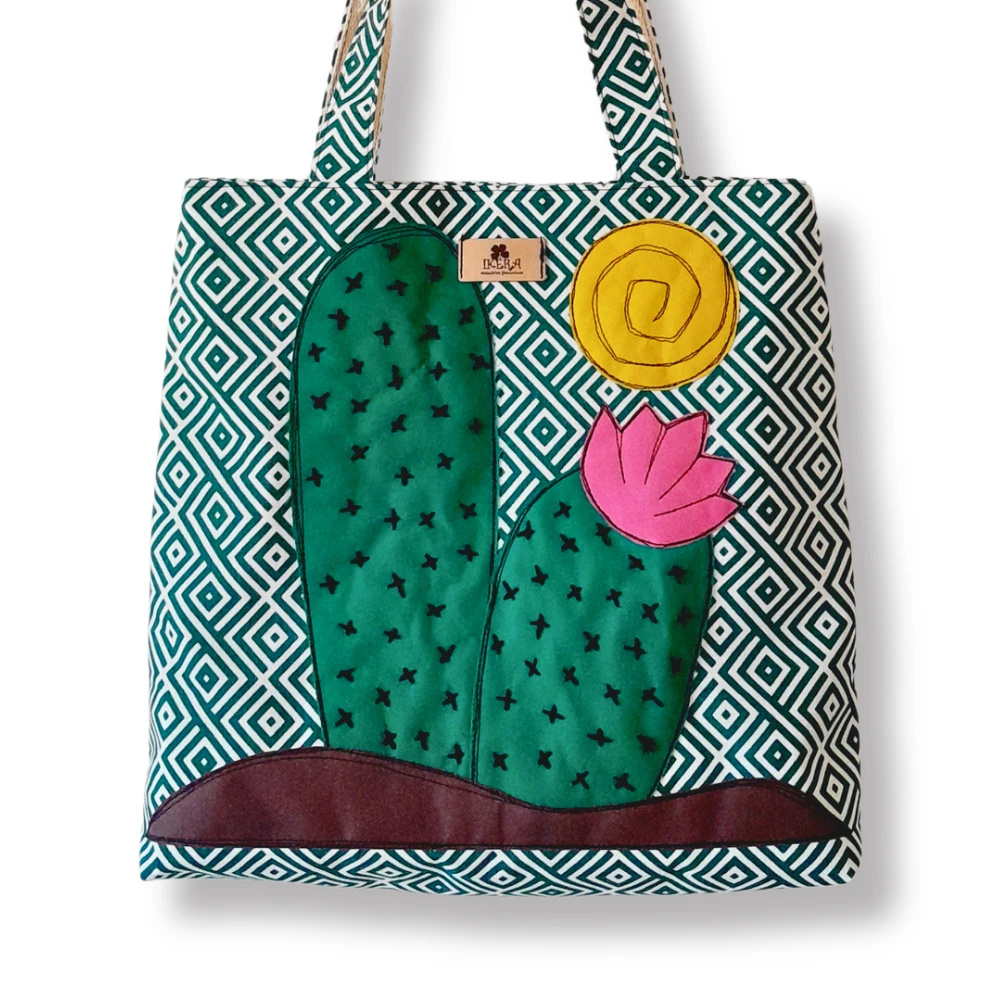 Bolsa Artesanal de Tecido Maria Bonita
