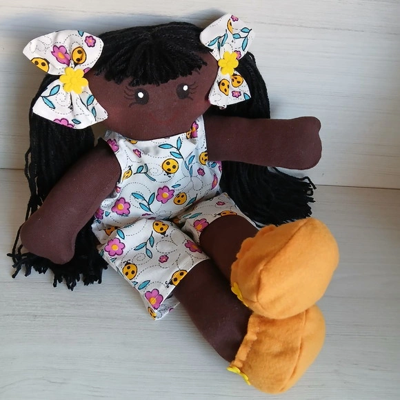 Boneca Angelina