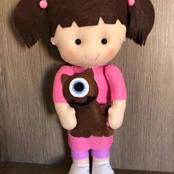 Boneca Boo monstro S/A