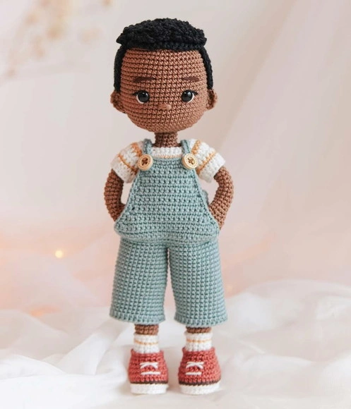 Boneco Tony em Amigurumi