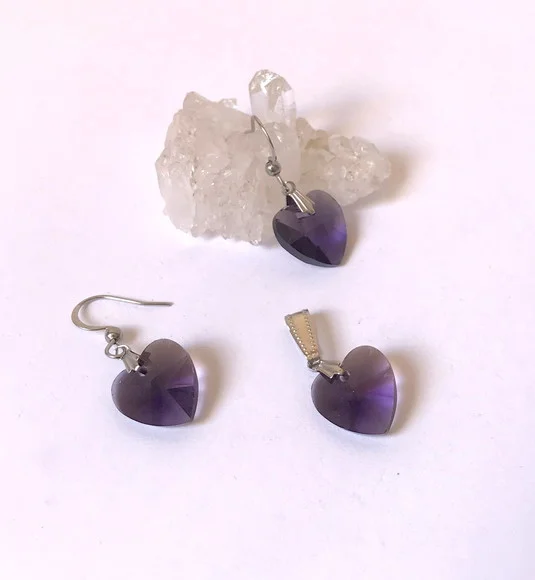 Conjunto Brinco e Pingente Coração Cristal Roxo e Aço Inox