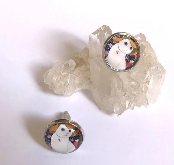 Brinco Pino com Cabochão Modelo Gato e Aço Inox