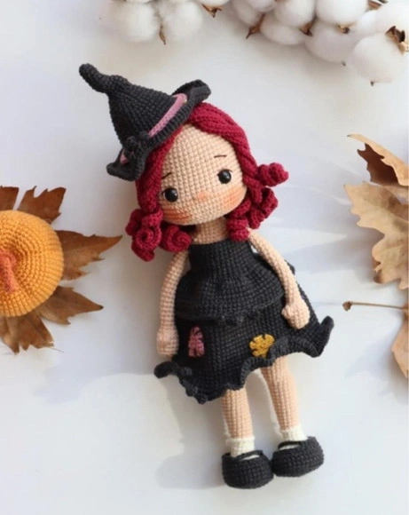 Bruxinha Rose em Amigurumi