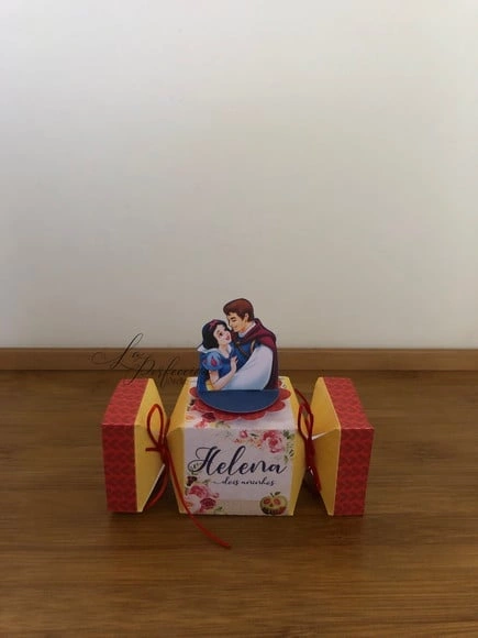 Caixa Bala Branca de Neve
