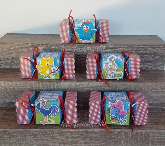 Caixa bala galinha pintadinha