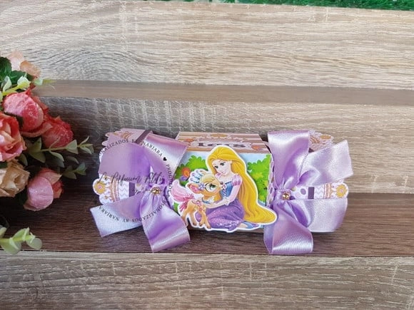 Caixa bala rapunzel