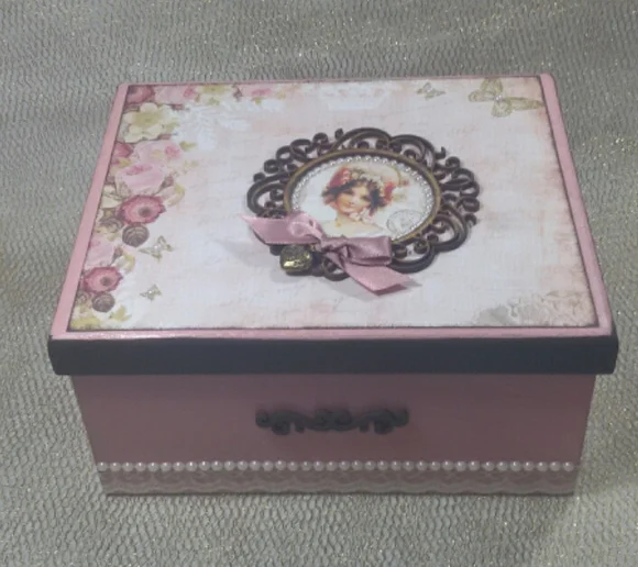 Caixa Multiuso MDF Vintage Decorada com scrap