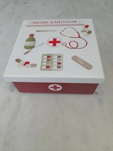 Caixa em mdf para Remédio Branca e Vinho