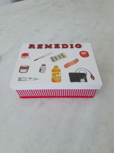 Caixa em mdf para Remédio Vermelho e Branco c/ 2 Divisórias