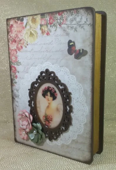 Caixa Livro MDF Decorada 26,5cmX19cm