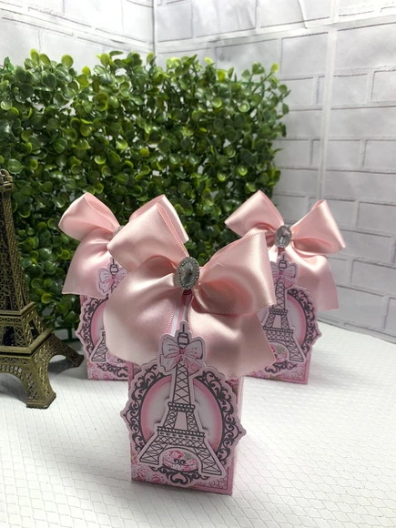 Caixa Milk Paris