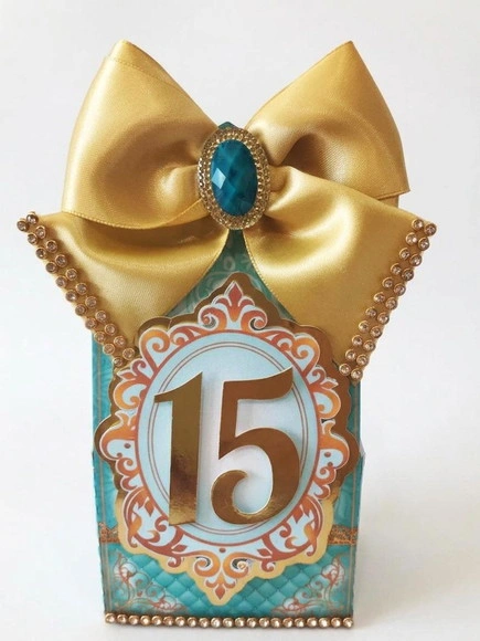 Caixa Milk Premium 15 Anos ? Azul Turquesa e Dourado Real