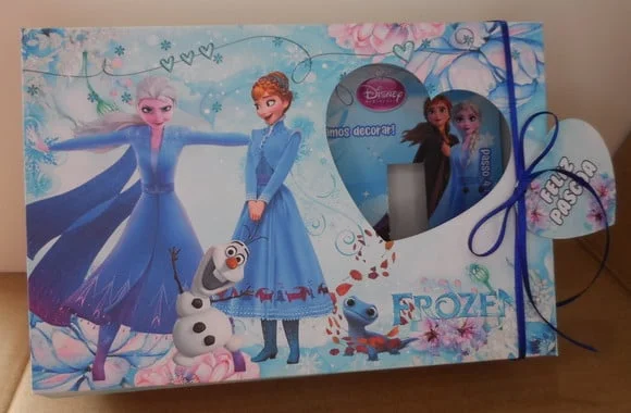 Caixa Mini Confeiteiro Frozen Páscoa com Tag