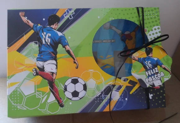 Caixa Mini Confeiteiro Futebol Páscoa com Tag