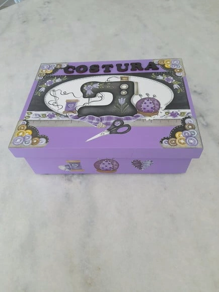 Caixa para Costura em mdf Lilás Decorada c/ Divisórias