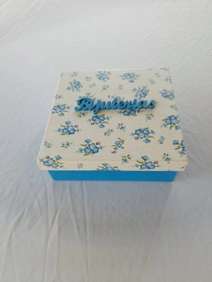 Caixa para Joia / Bijuteria Branca e Azul Floral
