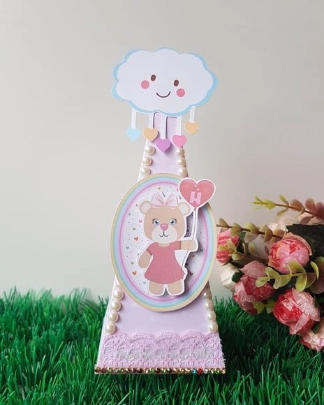 Caixa pirâmide chuva de amor