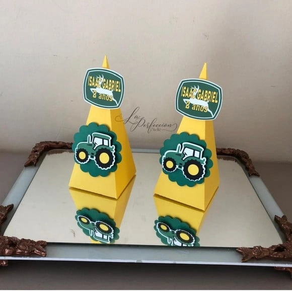 Caixa Pirâmide John Deere