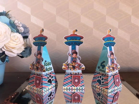 10 Caixas Pirâmide Patrulha Canina