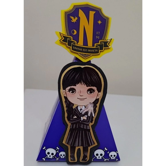 Caixa Pirâmide Personalizada 3d Wandinha