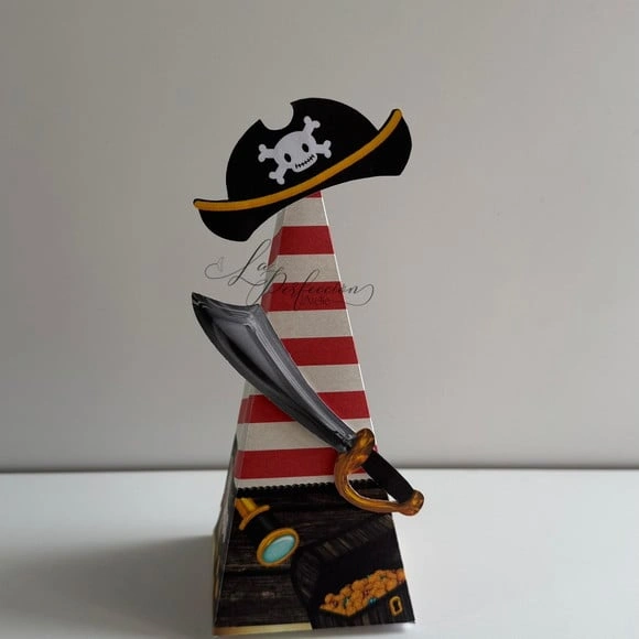 Caixa Pirâmide Pirata