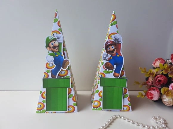 Caixa pirâmide Super Mario