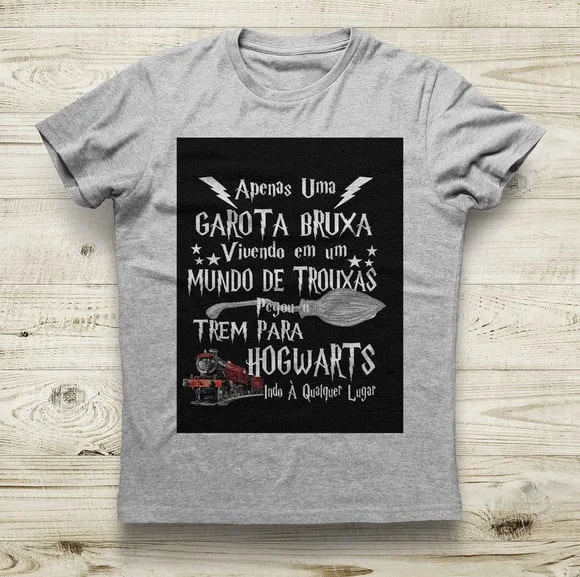 Camiseta Apenas Uma Garota Bruxa