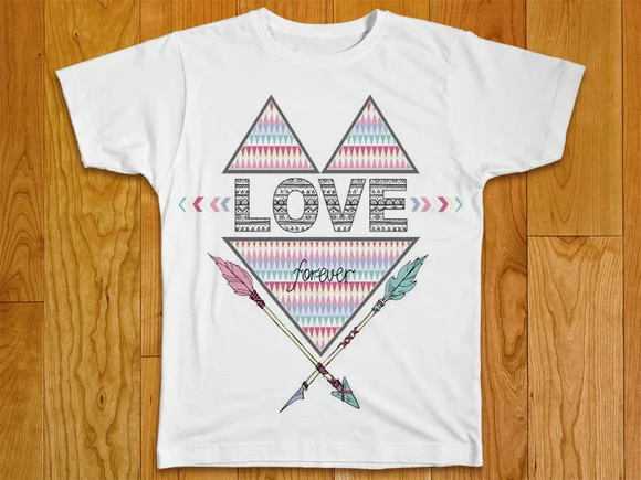 Camiseta Love Forever