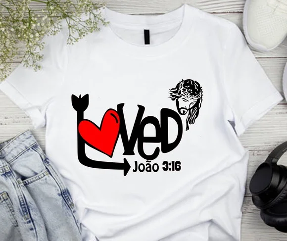 Camiseta Religiosa Love Jesus