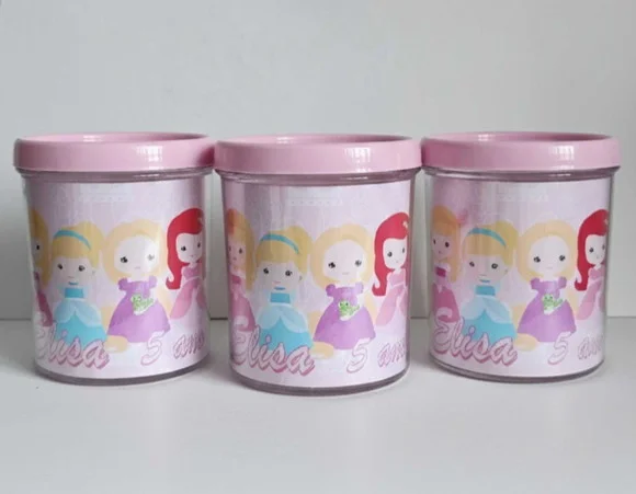 Caneca Princesas