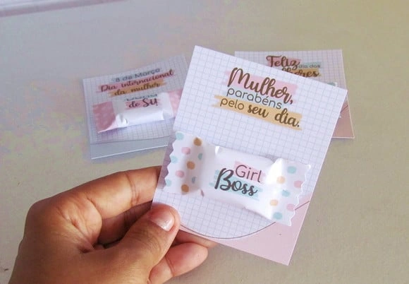 Card com Balinha Dia das Mulheres
