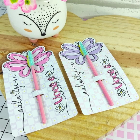 Card com Escovinha de Cílios Dia das Mulheres