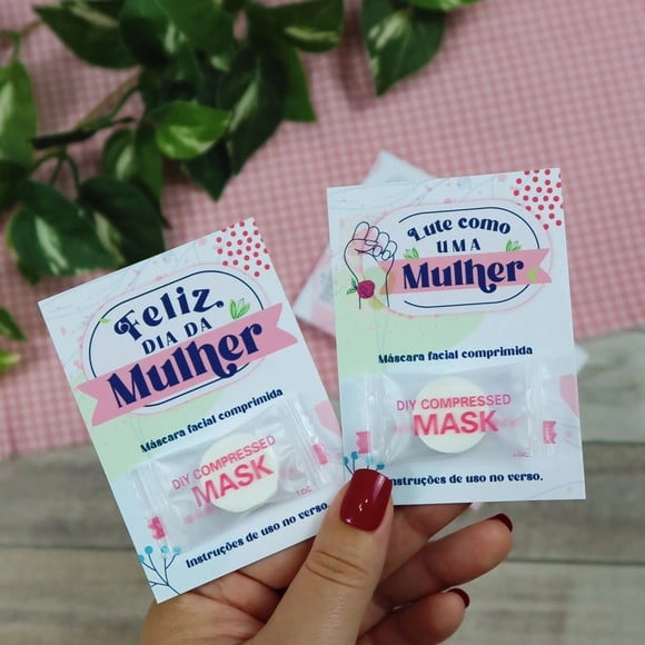 Card com Máscara Facial Dia das Mulheres