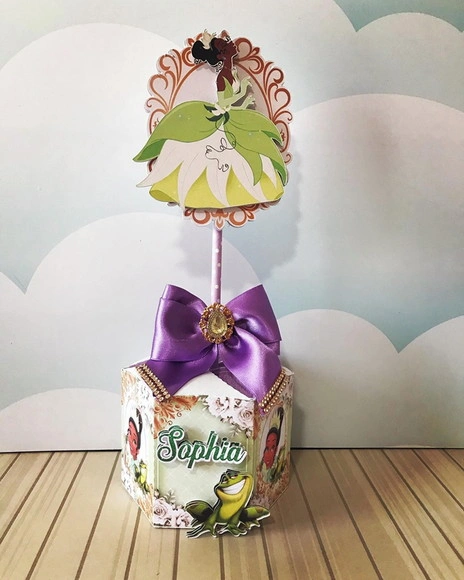 Centro de Mesa Luxo - a Princesa e o Sapo