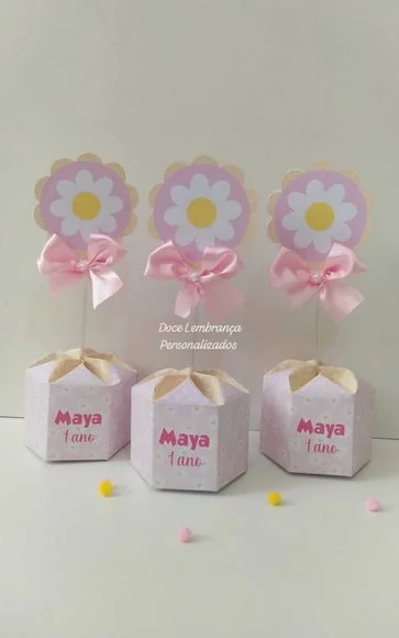 Centro de Mesa Margarida Personalizado