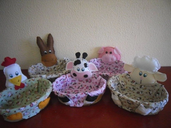 Kit 8 Centros de Mesa Fazendinha