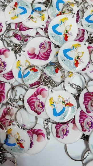 Chaveiro Alice no Pais das Maravilhas -