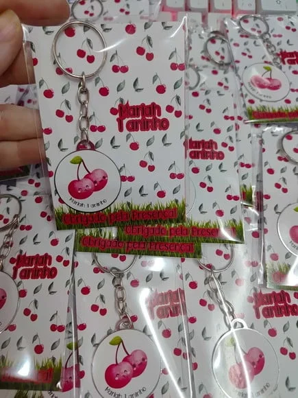 Chaveiro Personalizado Cerejinha + Card e Embalagem