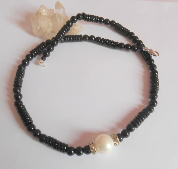 Colar Onix, Pérola Shell e cristal