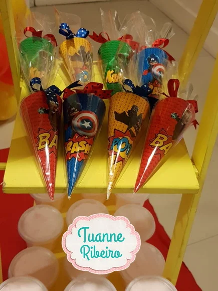 Cone - Vingadores Lego