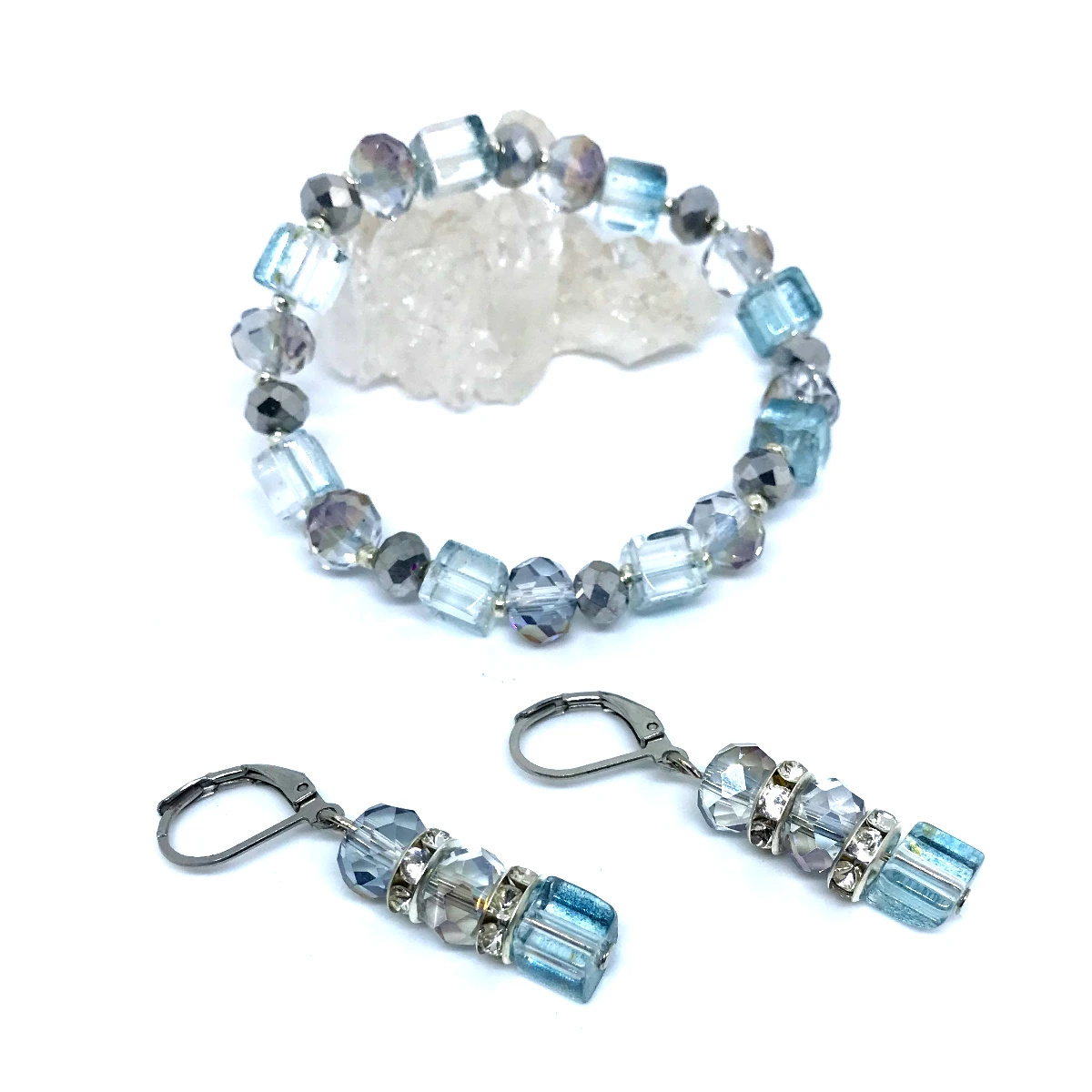 Conjunto Luxo Brinco e Pulseira Cristal Boreal (Cinza Azulado)