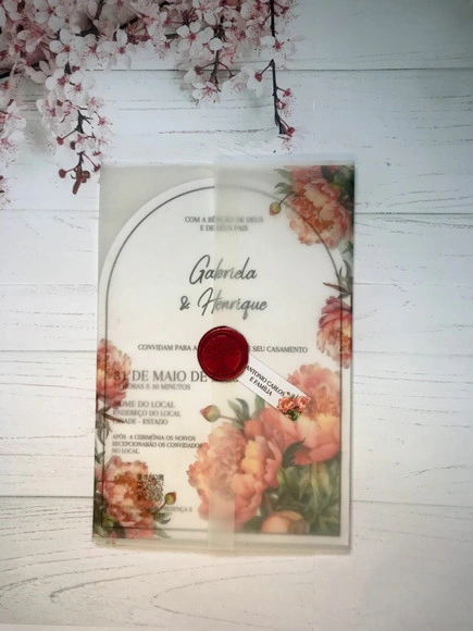 Convite Arco Floral com Papel Vegetal e Lacre de Cera